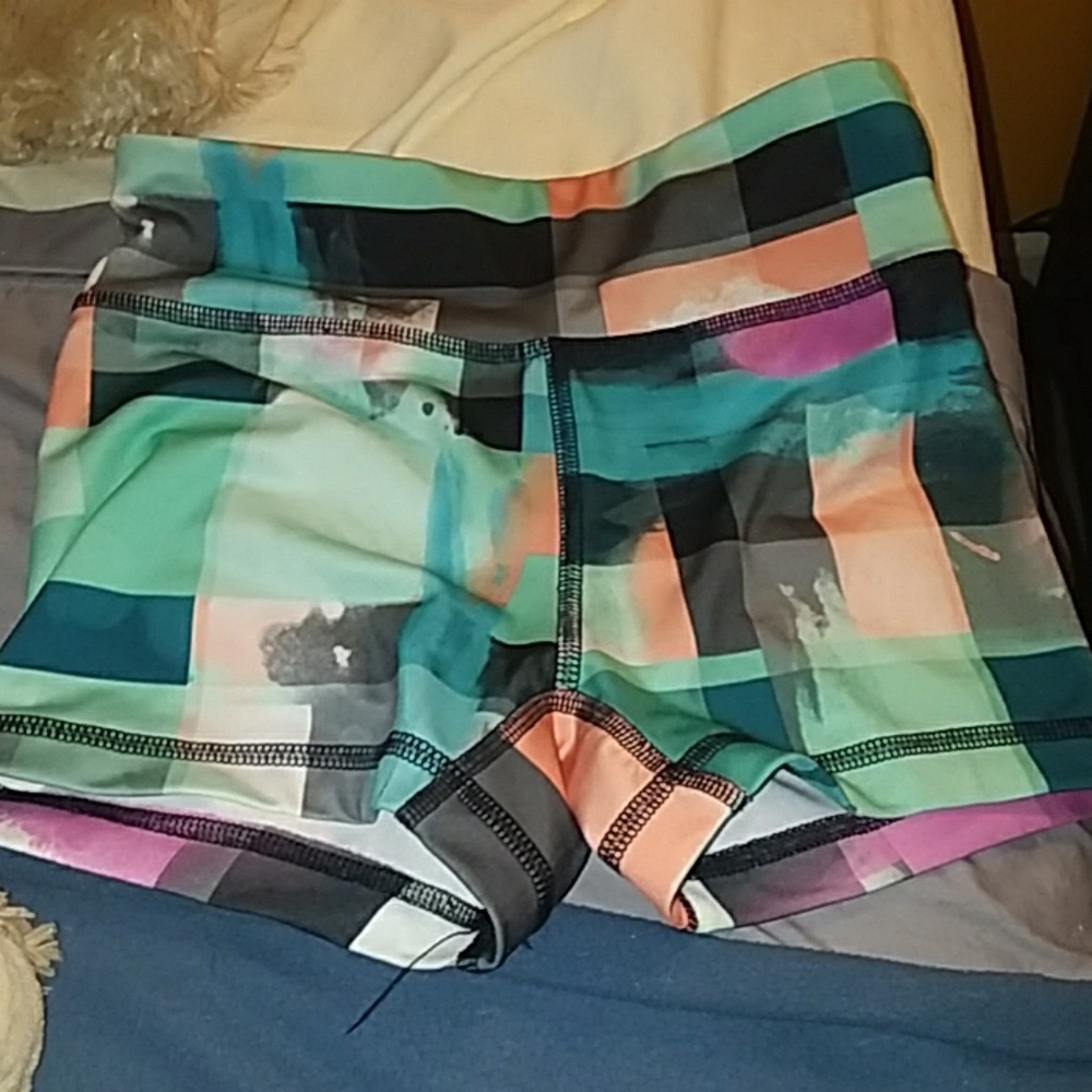 Cute booty shorts :)